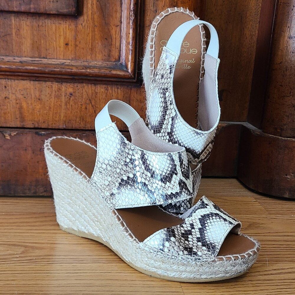 NEW! ANDRE ASSOUS ORIGINAL ESPADRILLE SNAKESKIN WEDGE HEELS SANDAL SHOES sz 8